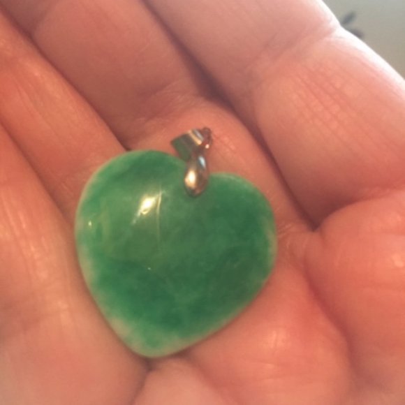 Jade Heart Pendant - Picture 2 of 2